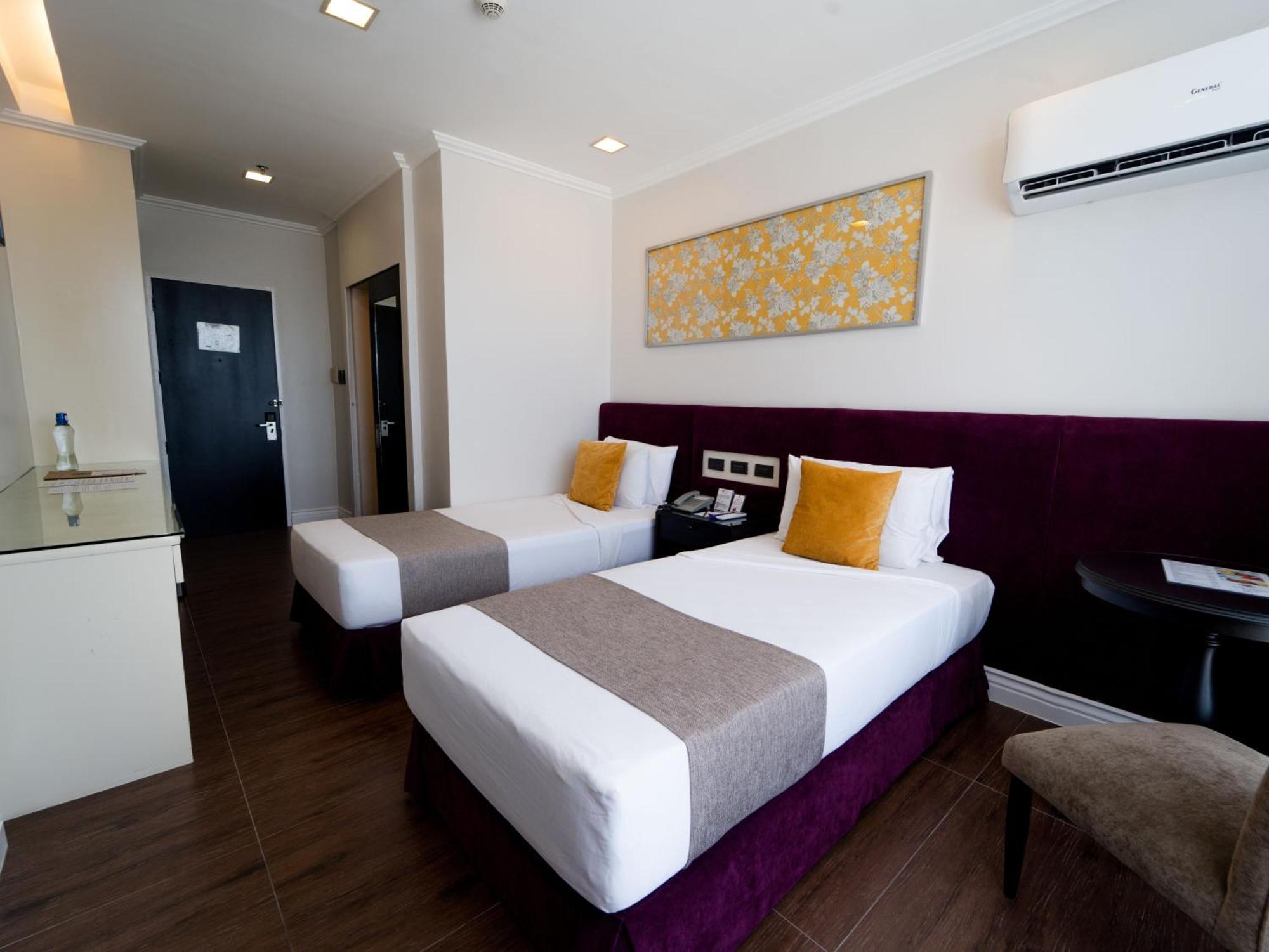 MetroCentre Hotel Città di Tagbilaran Esterno foto