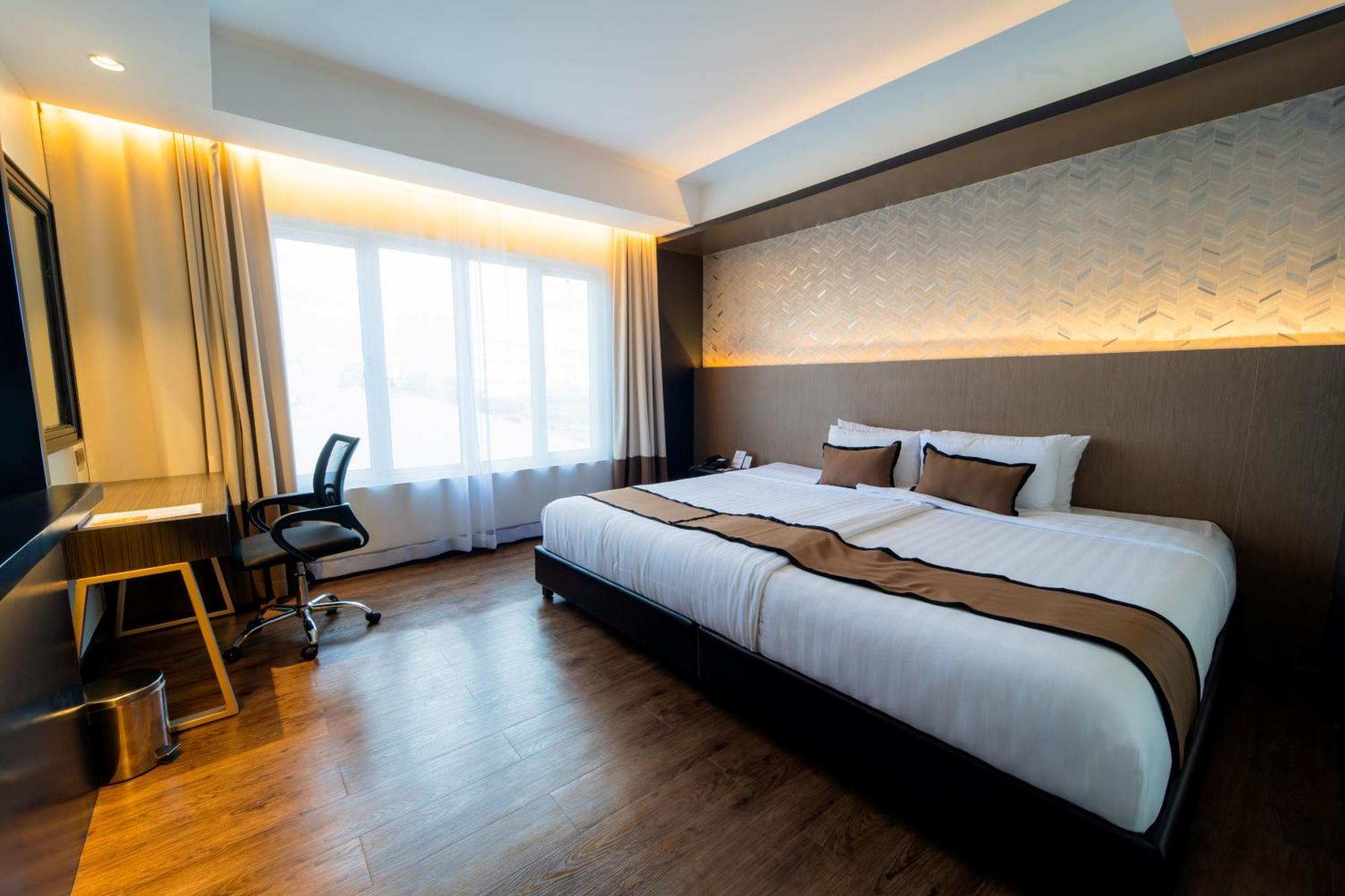 MetroCentre Hotel Città di Tagbilaran Esterno foto